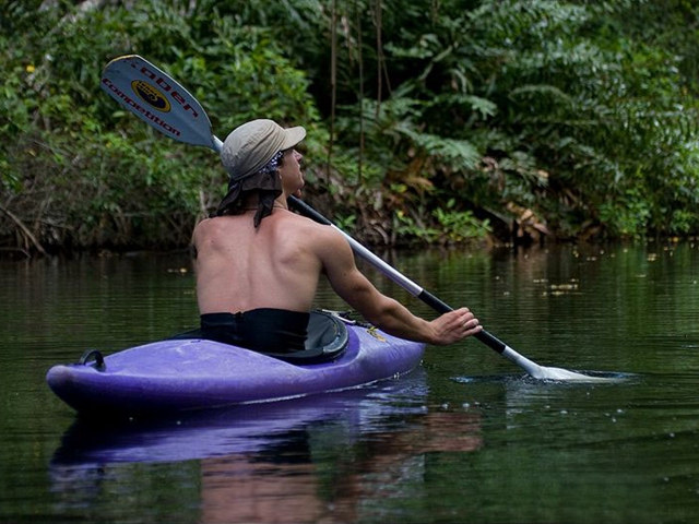 z19-cacao-lagoon-kayaker
